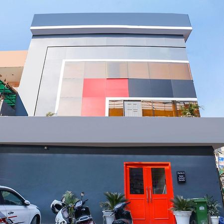 Super Hotel O Nawada Metro Delhi  Exteriör bild